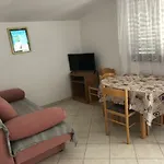 Croatia Apartment Mandre